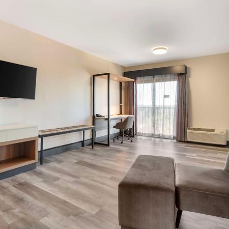 Best Western Plus Atlanta Airport East Forest Park Exterior foto