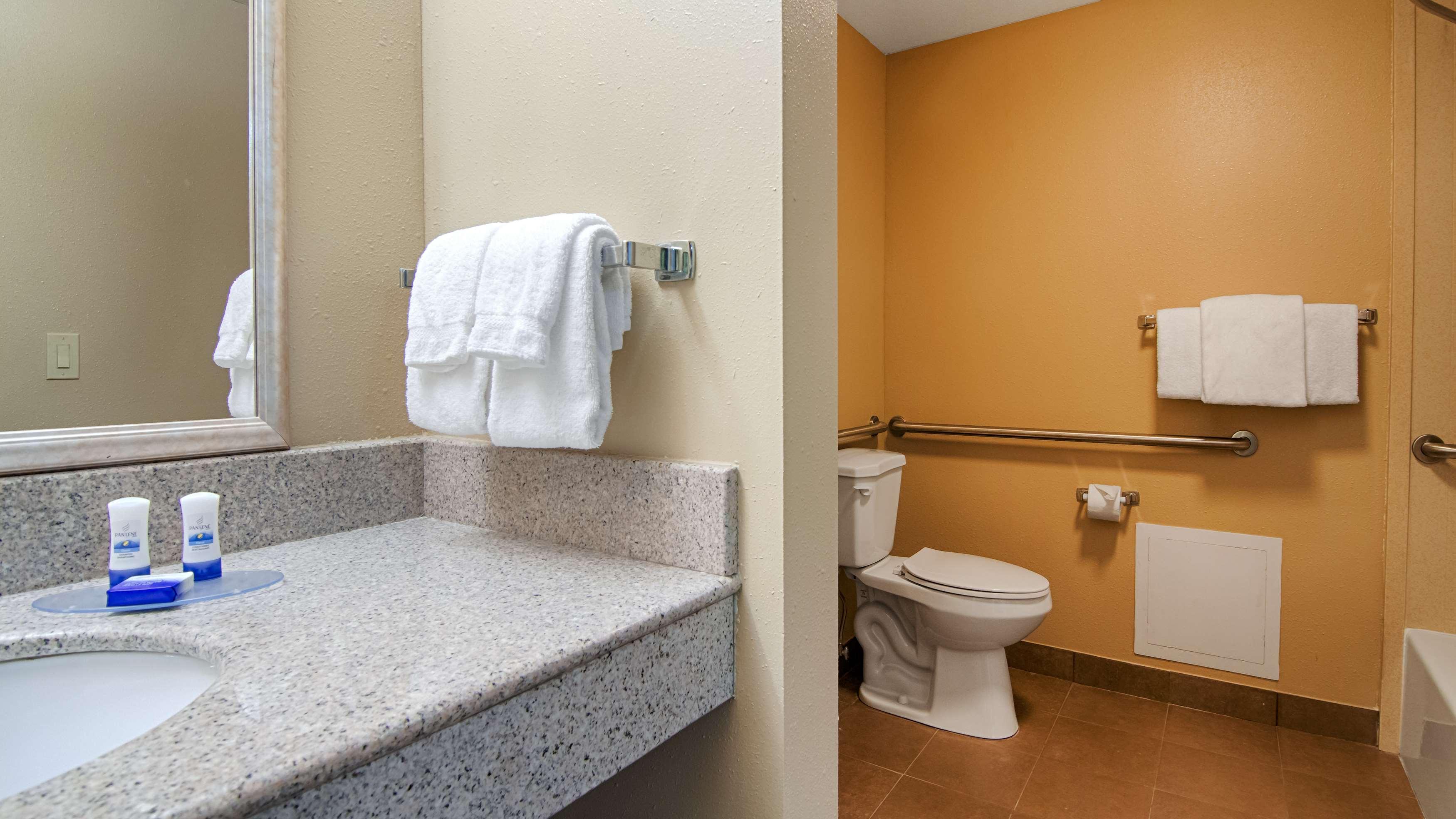 Best Western Plus Atlanta Airport East Forest Park Exterior foto