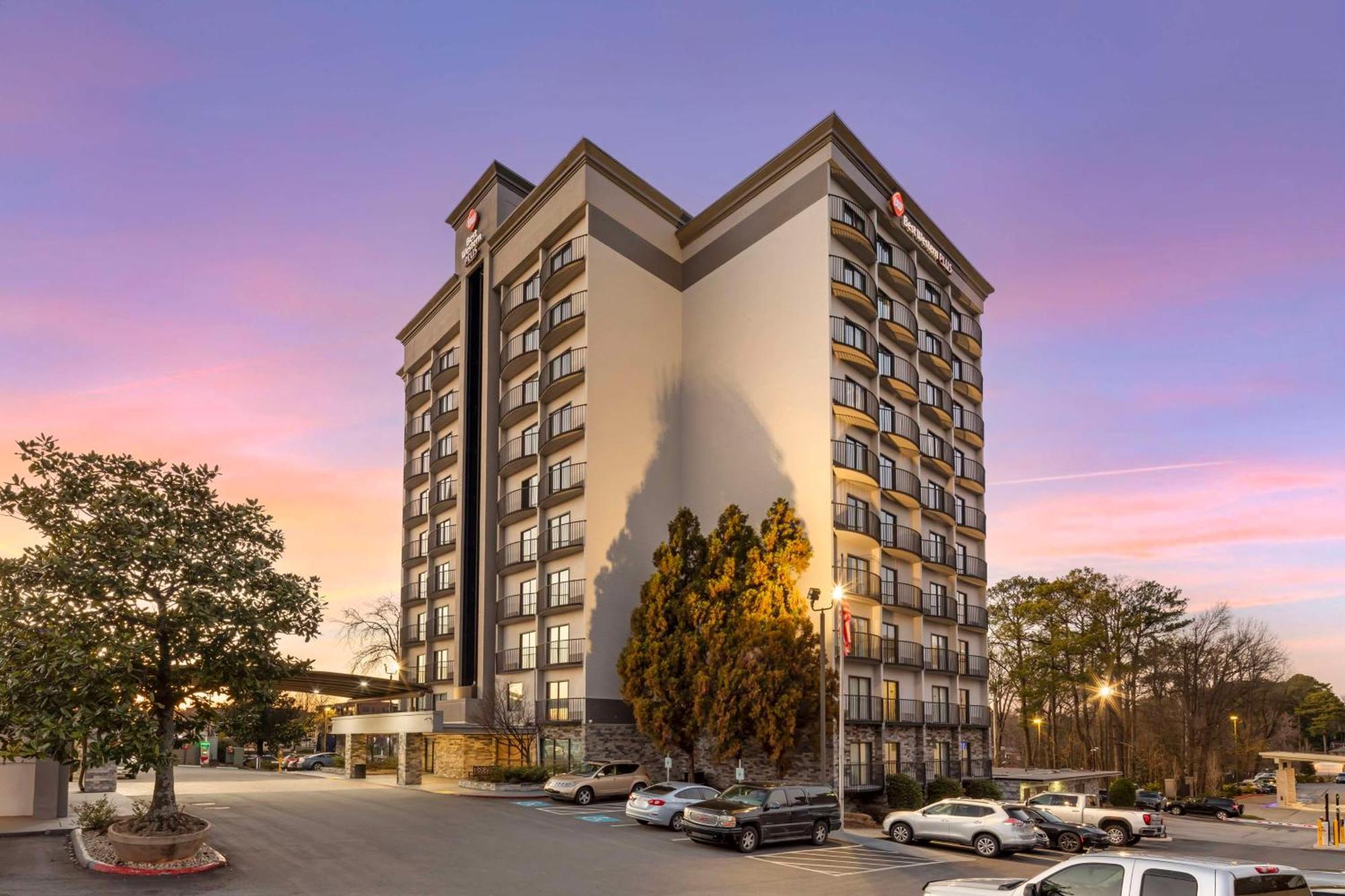 Best Western Plus Atlanta Airport East Forest Park Exterior foto