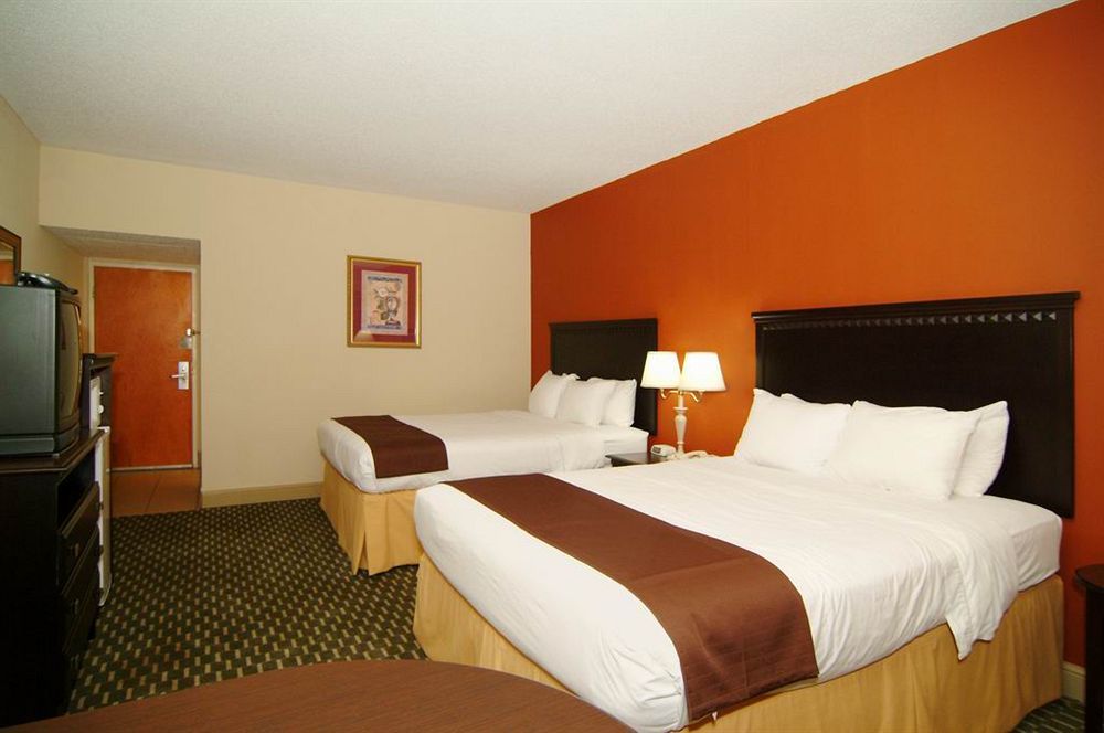 Best Western Plus Atlanta Airport East Forest Park Exterior foto