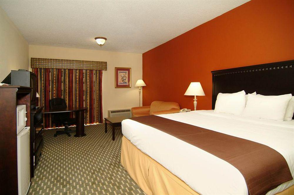Best Western Plus Atlanta Airport East Forest Park Exterior foto